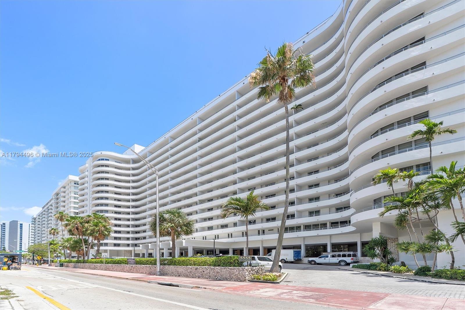 5555 Collins Ave 4B, Miami Beach, Miami-Dade County, Florida - 2 Bedrooms  
2 Bathrooms - 