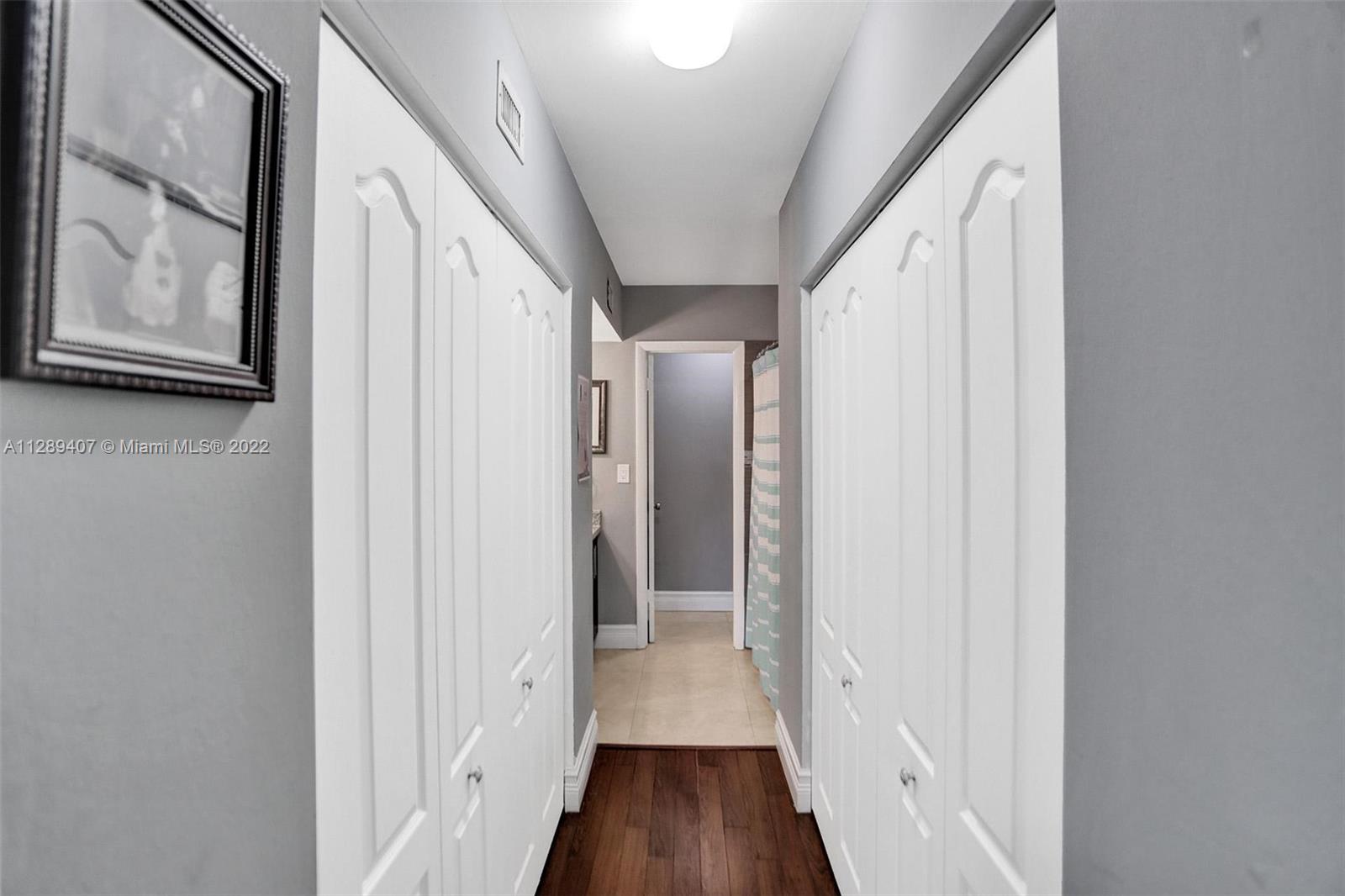 MIAMI LAKES WINDMILL GATE - Residential