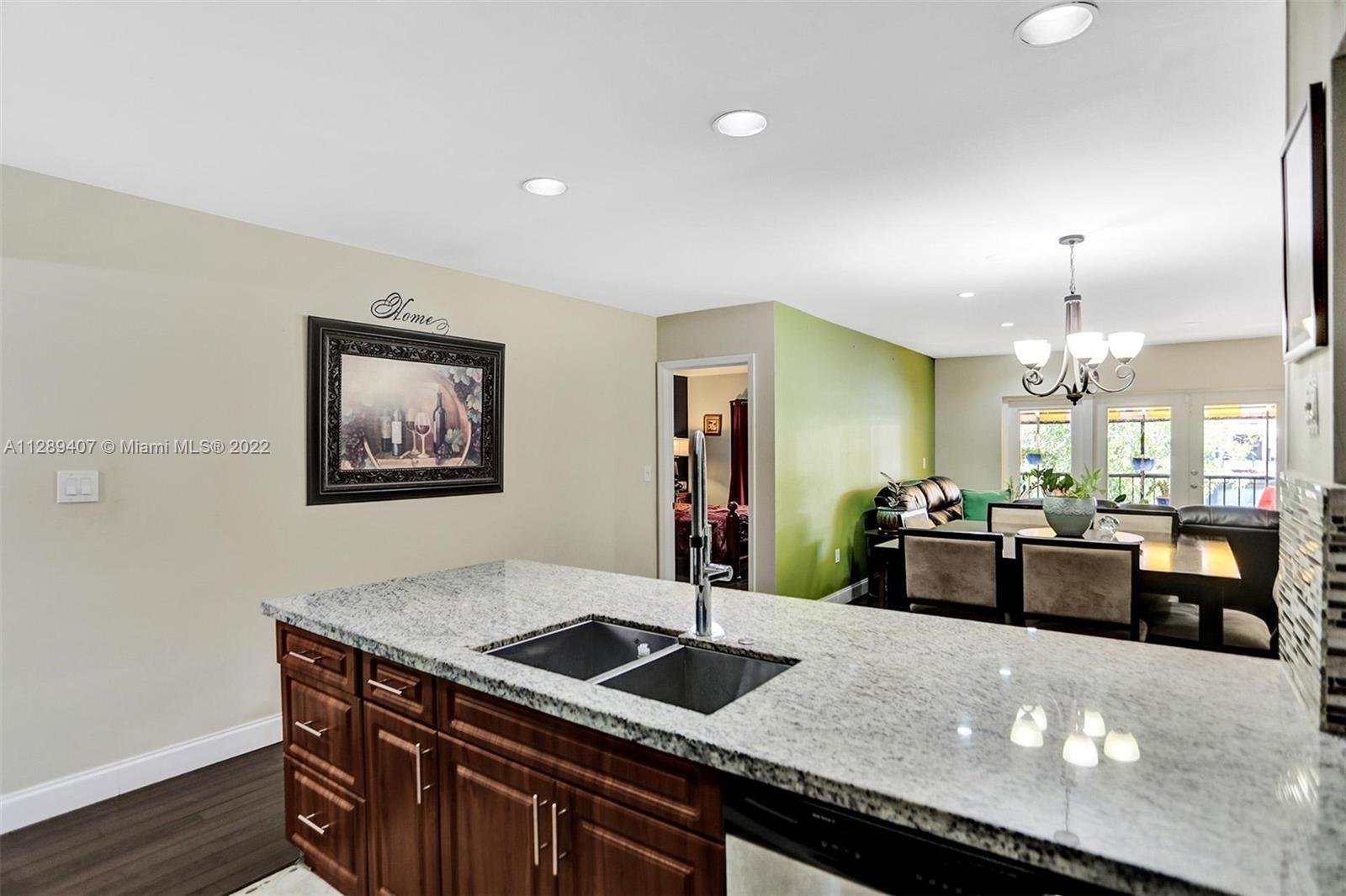 MIAMI LAKES WINDMILL GATE - Residential