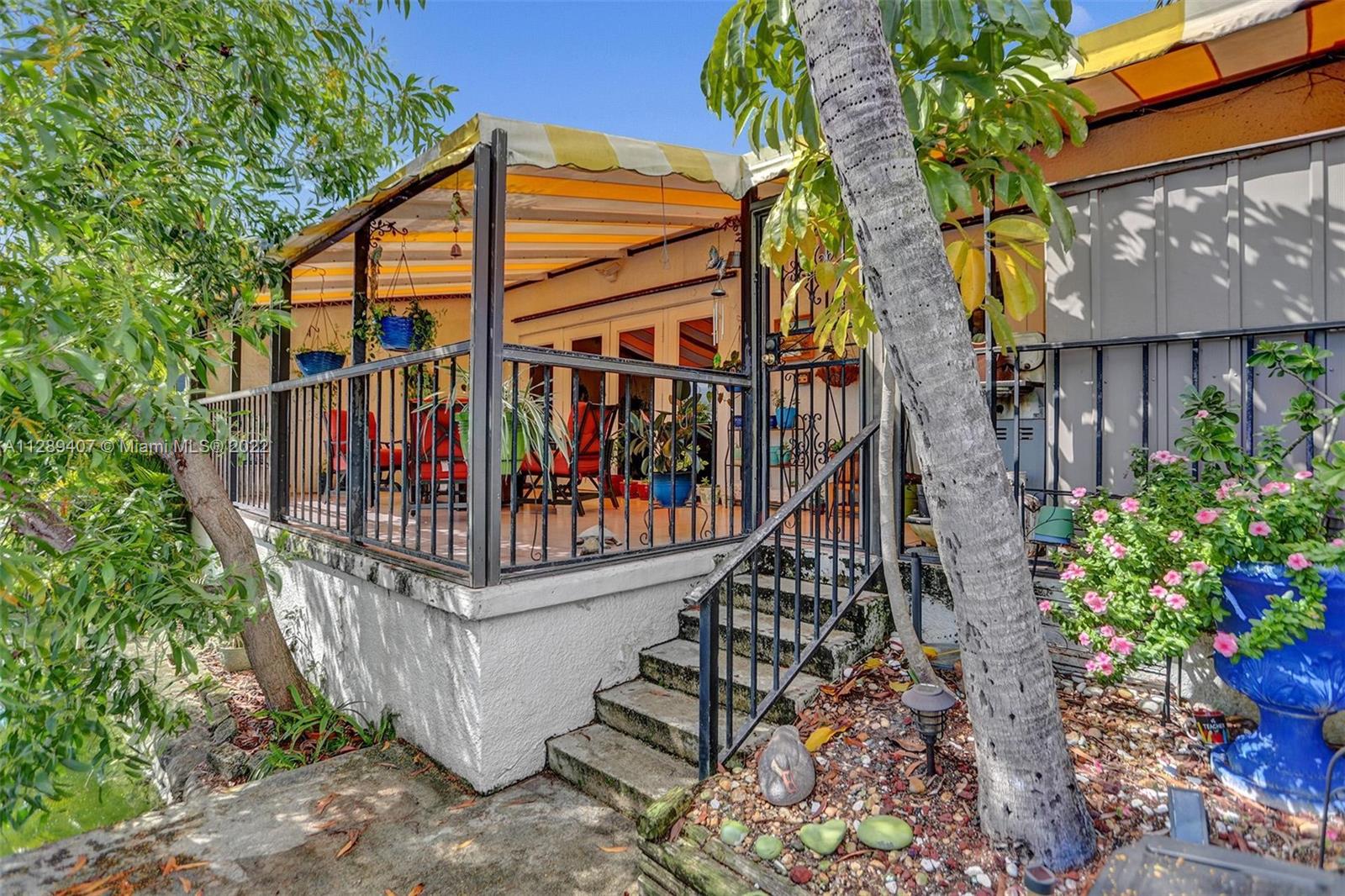 MIAMI LAKES WINDMILL GATE - Residential