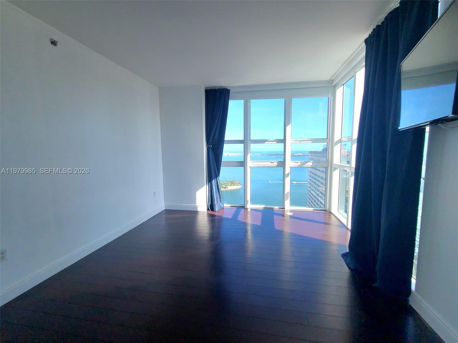 THE PLAZA ON BRICKELL - Residential Lease