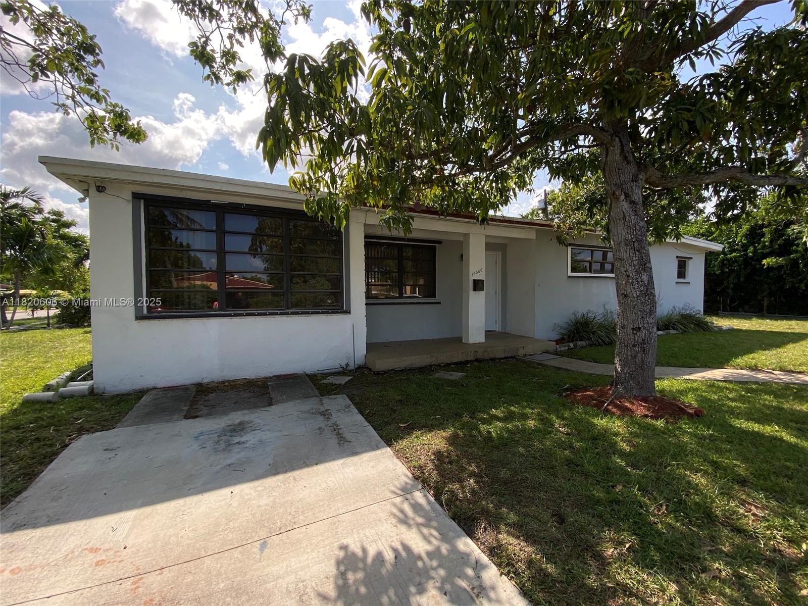 15660 NE 15th Ave 0
