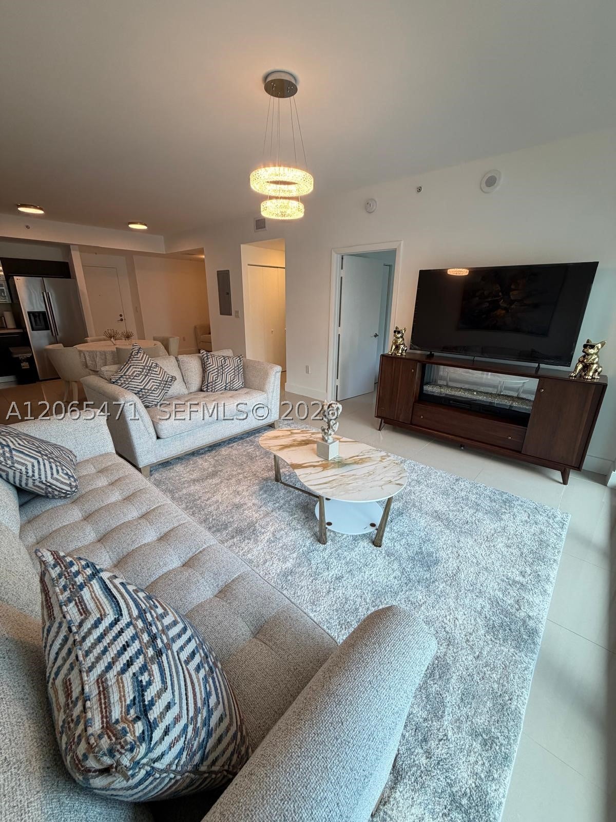 90 SW 3rd St 1416