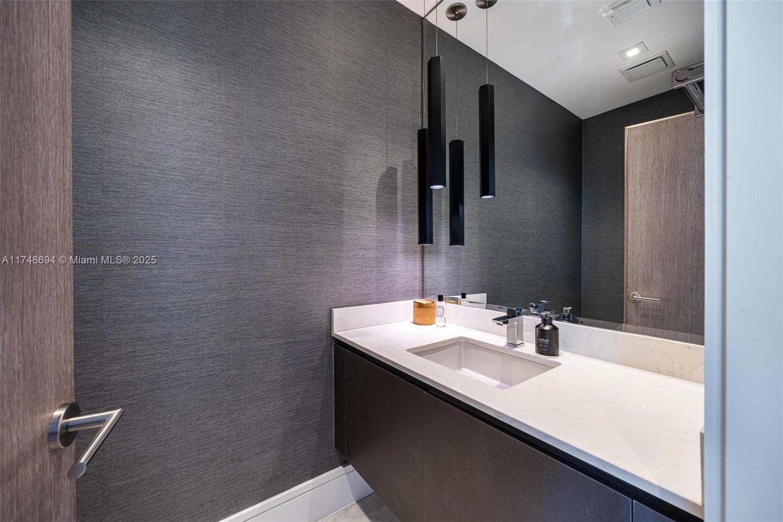 ISLAND VIEW ADDN - Residential