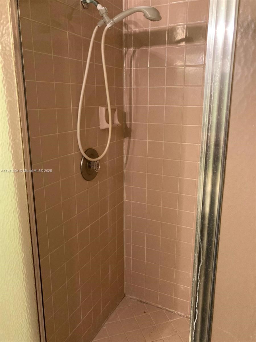 CYPRESS TRACE CONDO - Residential