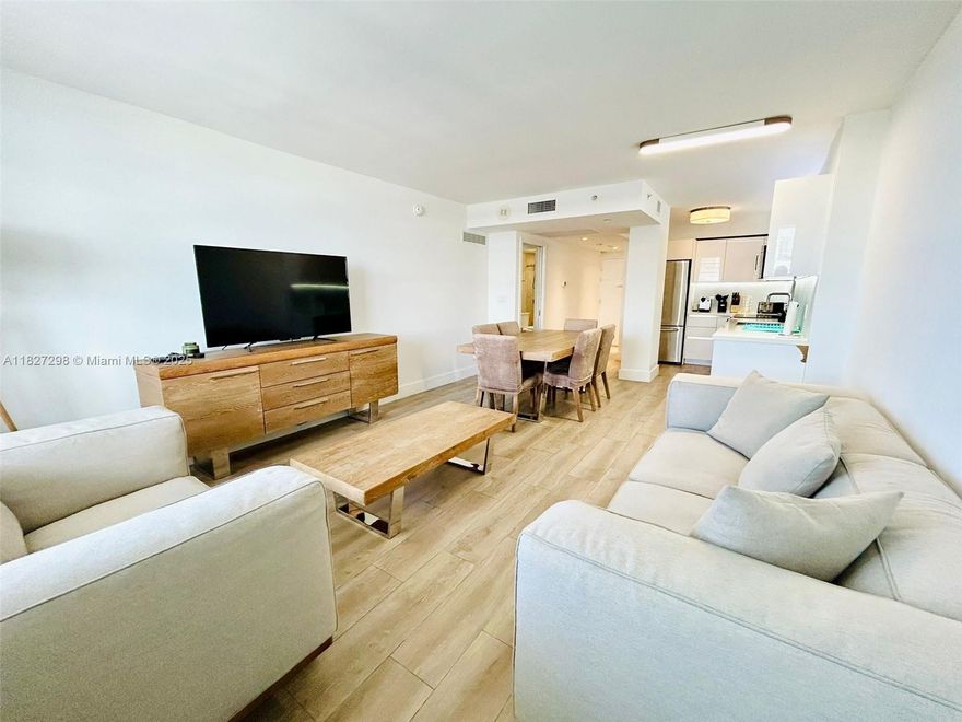 2 BEDROOM / 2 BATHROOM , AT THE FAMOUS DECOPLAGE BUILDING WITHIN WALKING DISTANCE TO THE BEACH AND THE MOST TRENDY RESTAURANTS AND PLACES IN SOUTH BEACH. WHERE LINCOLN RD MEETS THE OCEAN, ACROSS FROM THE RITZ CARLTON AND NEXT TO THE LOWES HOTEL. RENOVATED HEATED POOL AND GYM.** FULLY FURNISHED UNIT** (WATER, SEWER, CABLE, WIFI AND VALET PARKING SPACE INCLUDED IN THE RENT)** Move out $250.00 cleaning fee will be paid upfront*