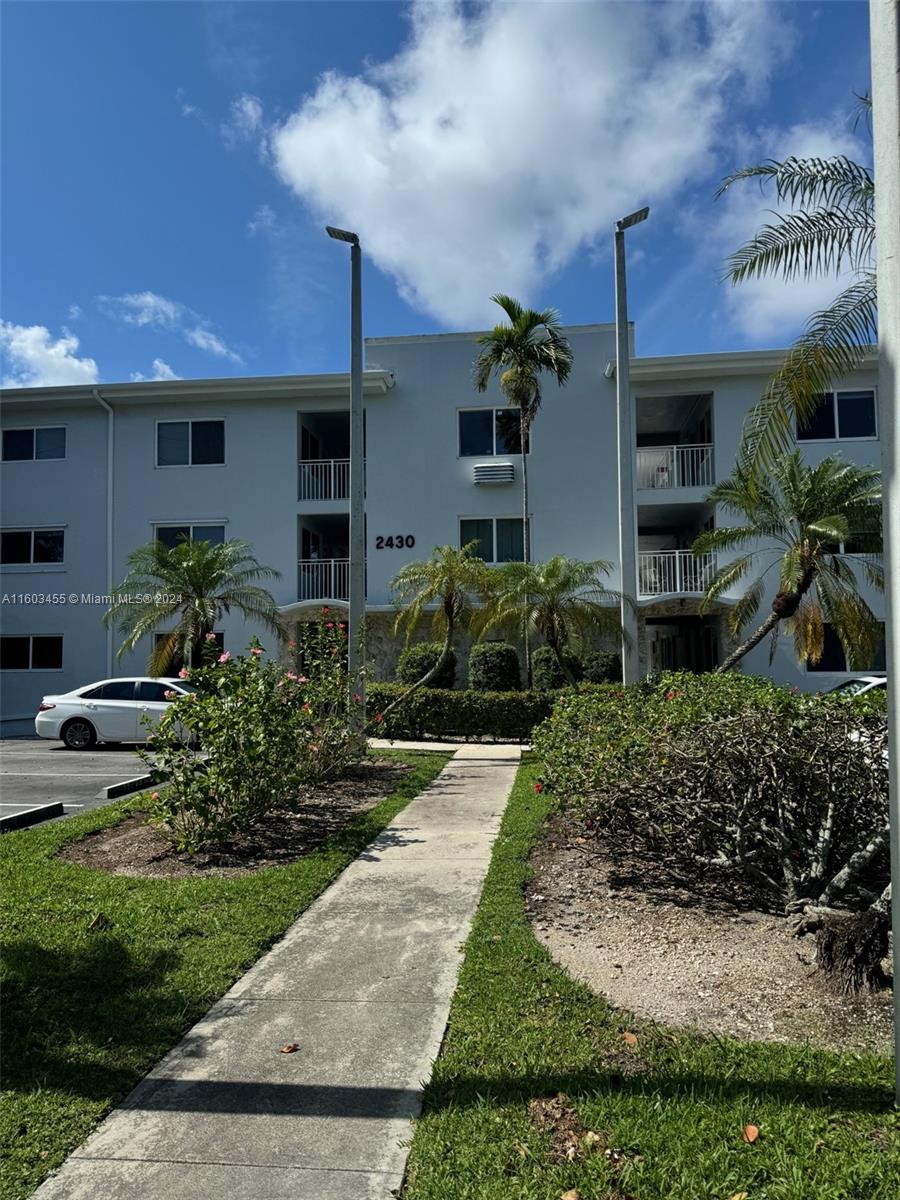 KEYSTONE GARDENS CONDO - Residential