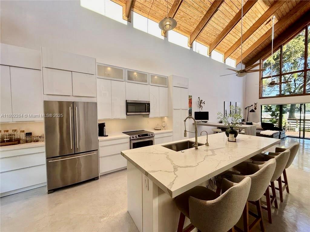 Property for Sale at 8961 Sw 6th Ct, Plantation, Miami-Dade County, Florida - Bedrooms: 3 
Bathrooms: 3  - $589,000