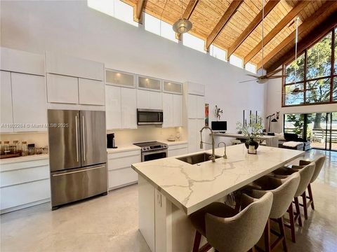 8961 SW 6th Ct Plantation FL 33324