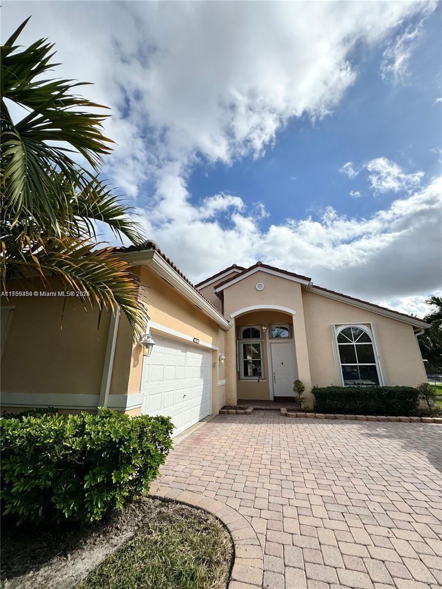 2591 Sw 190th Ave 2591, Miramar, Broward County, Florida - 3 Bedrooms  
2 Bathrooms - 