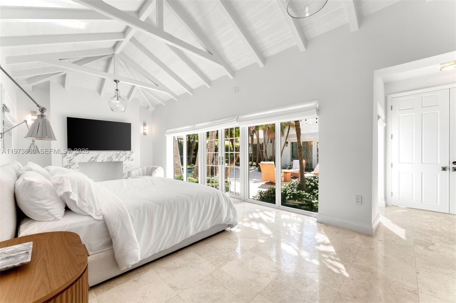 LA GORCE ISLAND - Residential