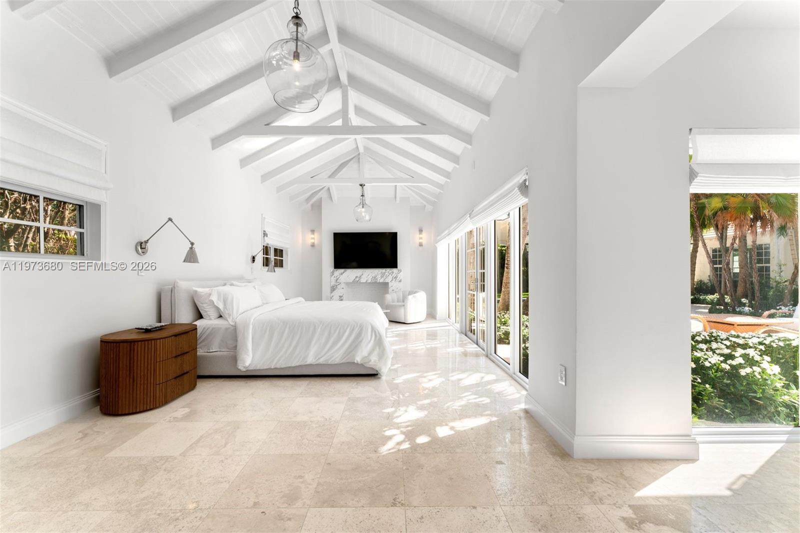 LA GORCE ISLAND - Residential