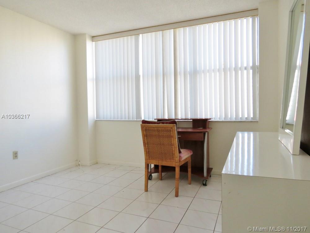 WILSHIRE CONDO - Residential Lease