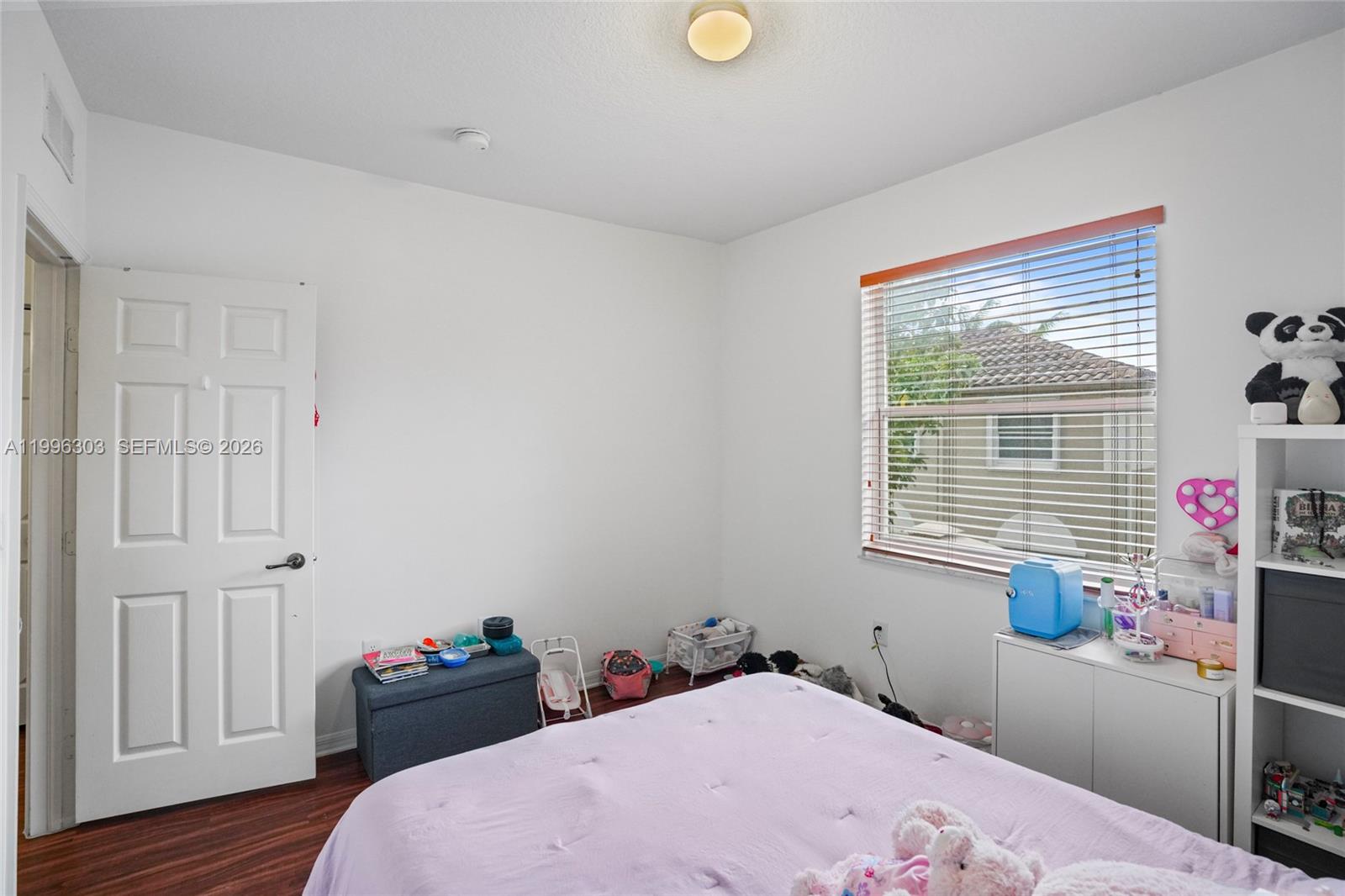 ESCADA - Residential