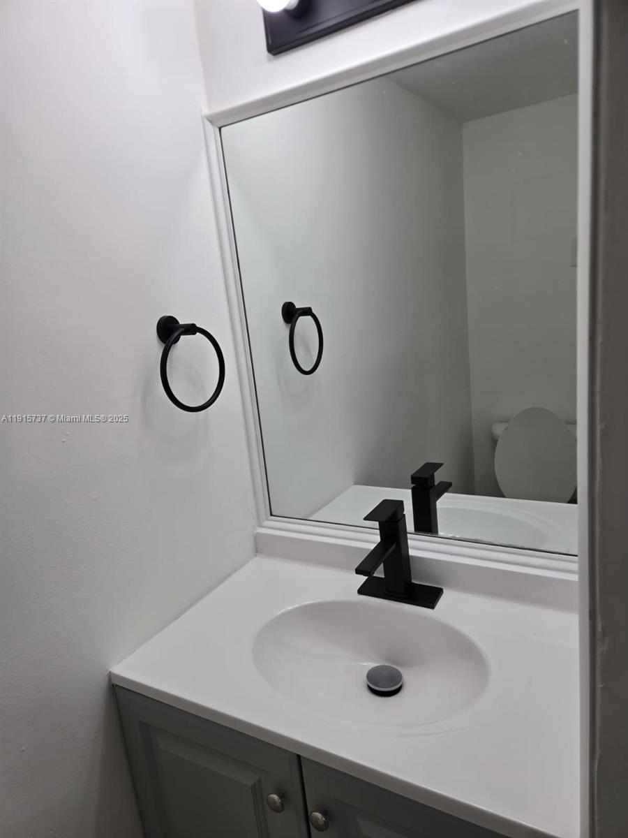 GREEN OAKS I CONDO - Residential