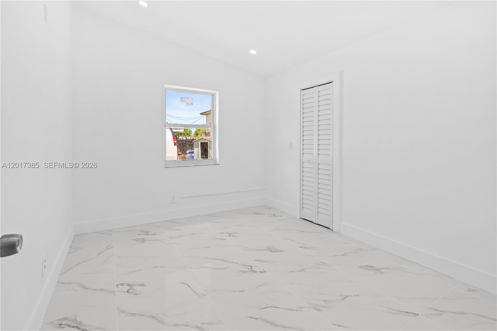 BERTHA PARK - Residential
