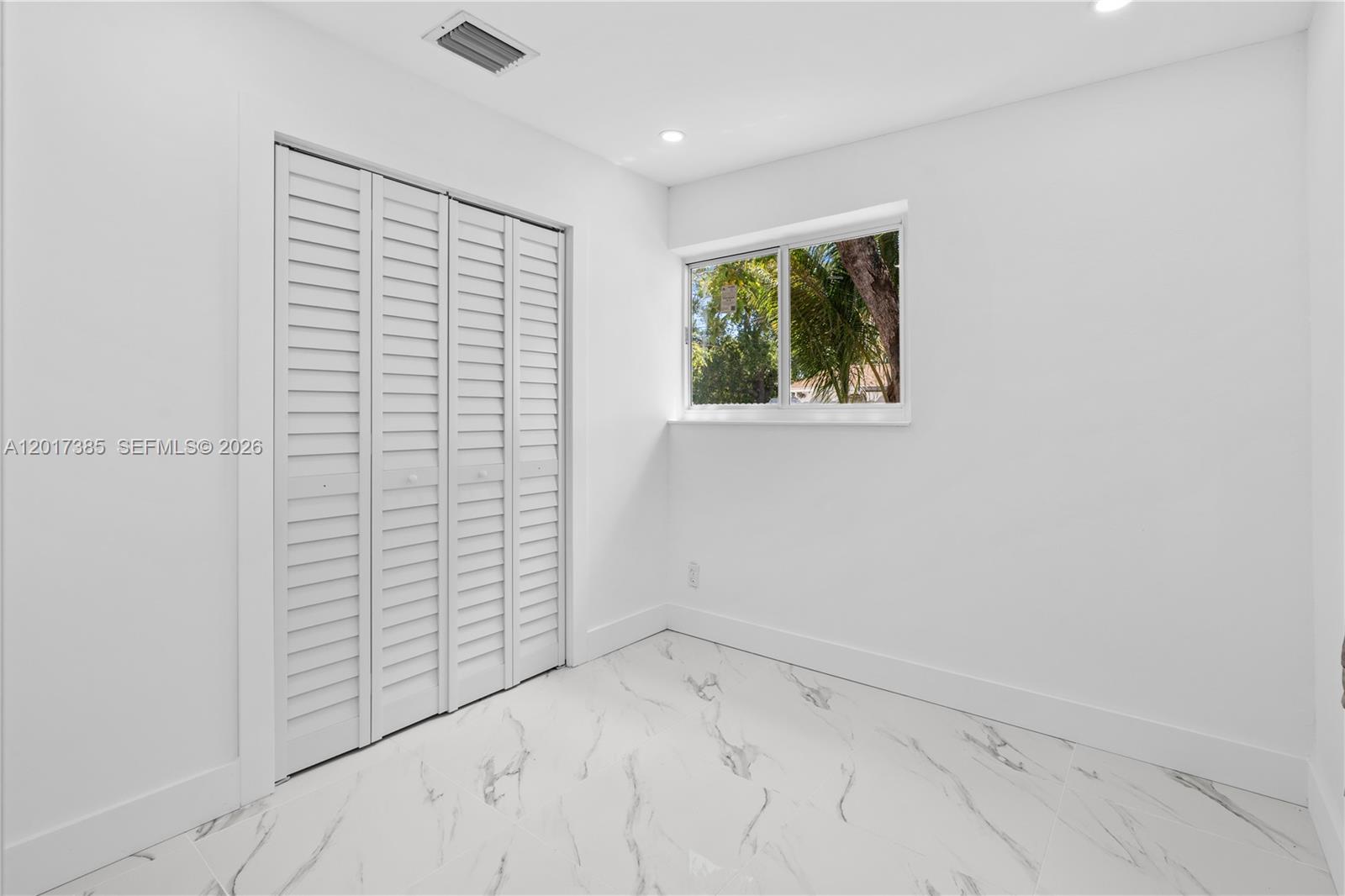 BERTHA PARK - Residential