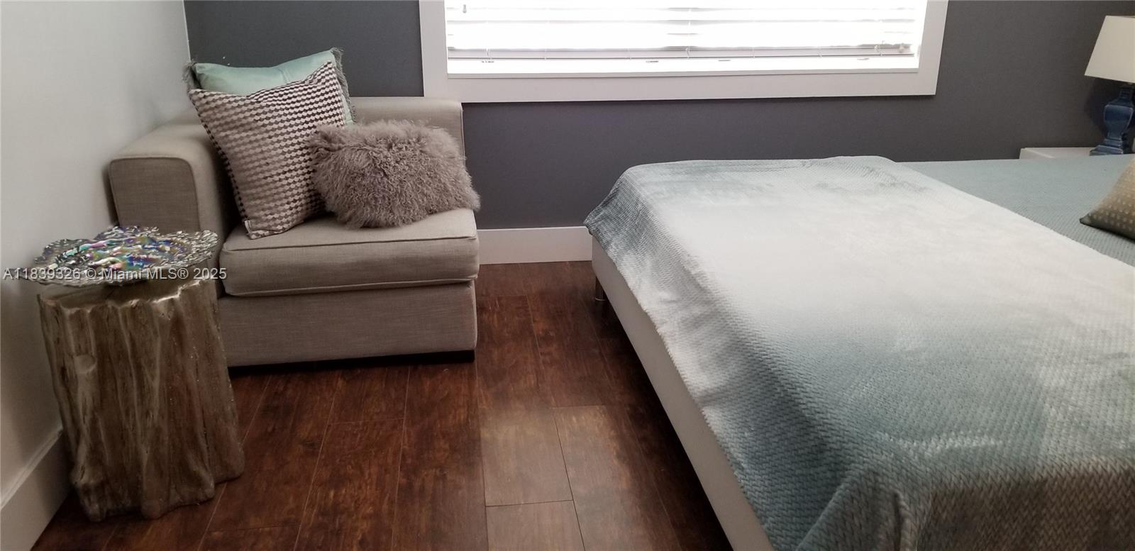 EVERGLADES SOUTH CONDO - Residential