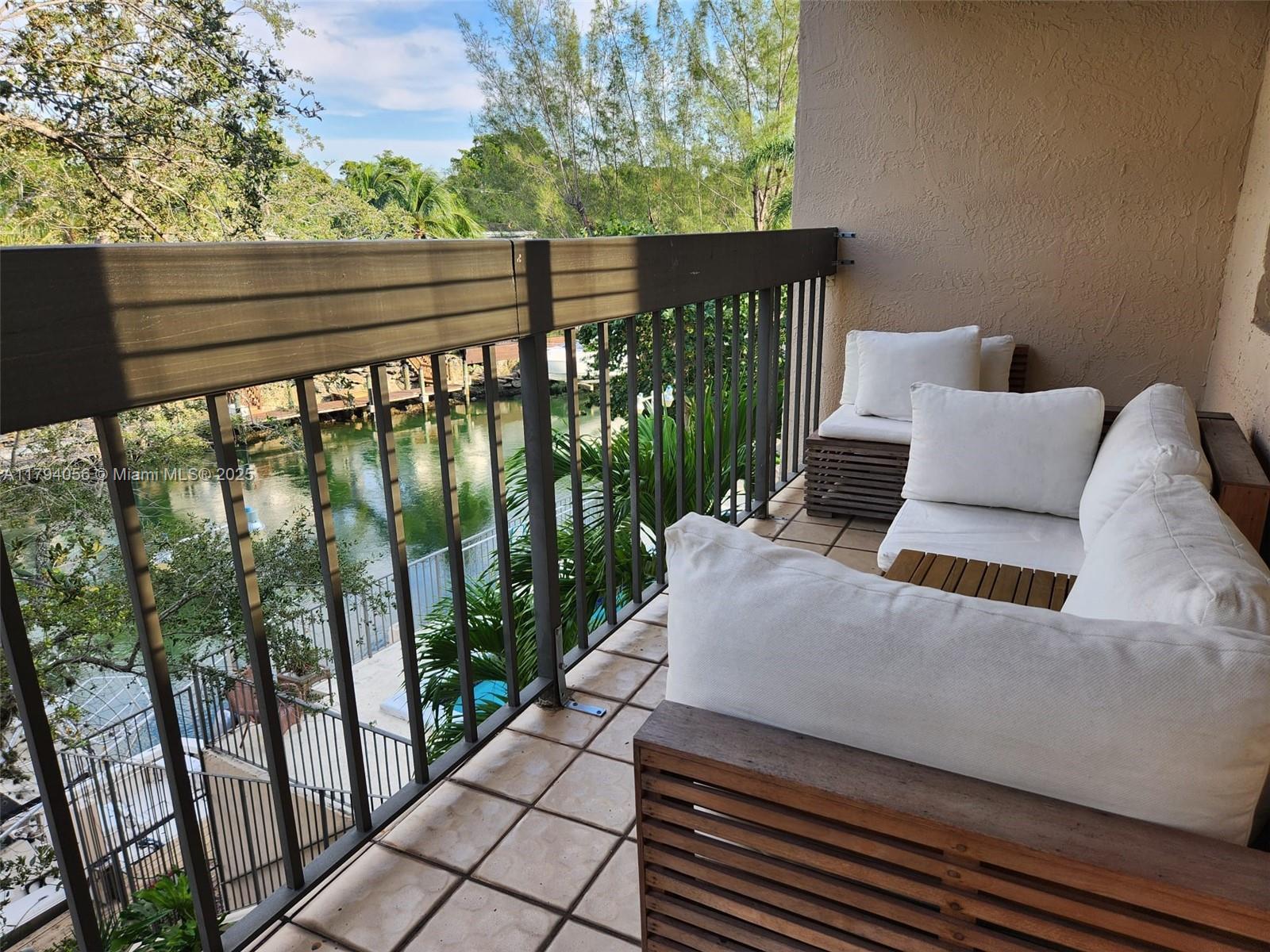 Rental Property at 5201 Orduna Dr 14, Coral Gables, Broward County, Florida - Bedrooms: 2 
Bathrooms: 2  - $4,100 MO.