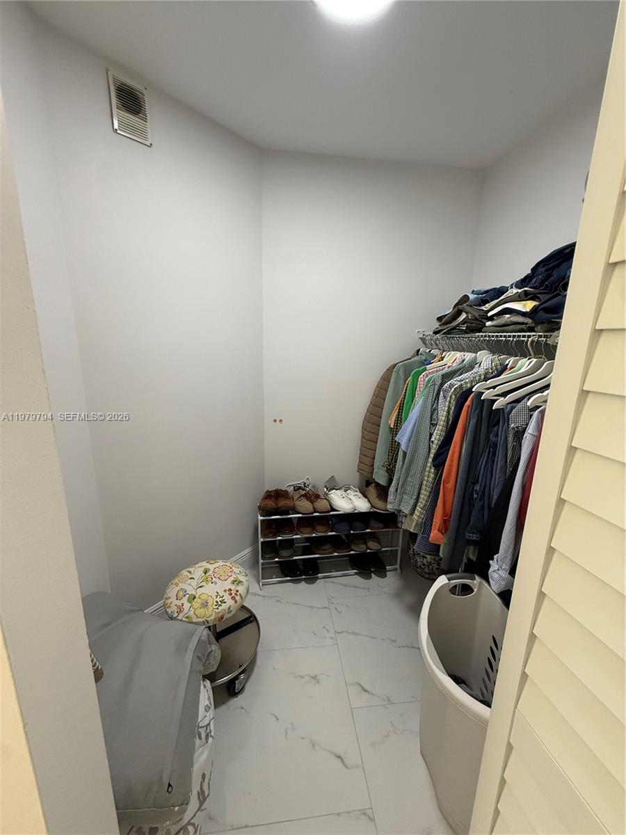 POINCIANA PLACE CONDO 1,2 - Residential