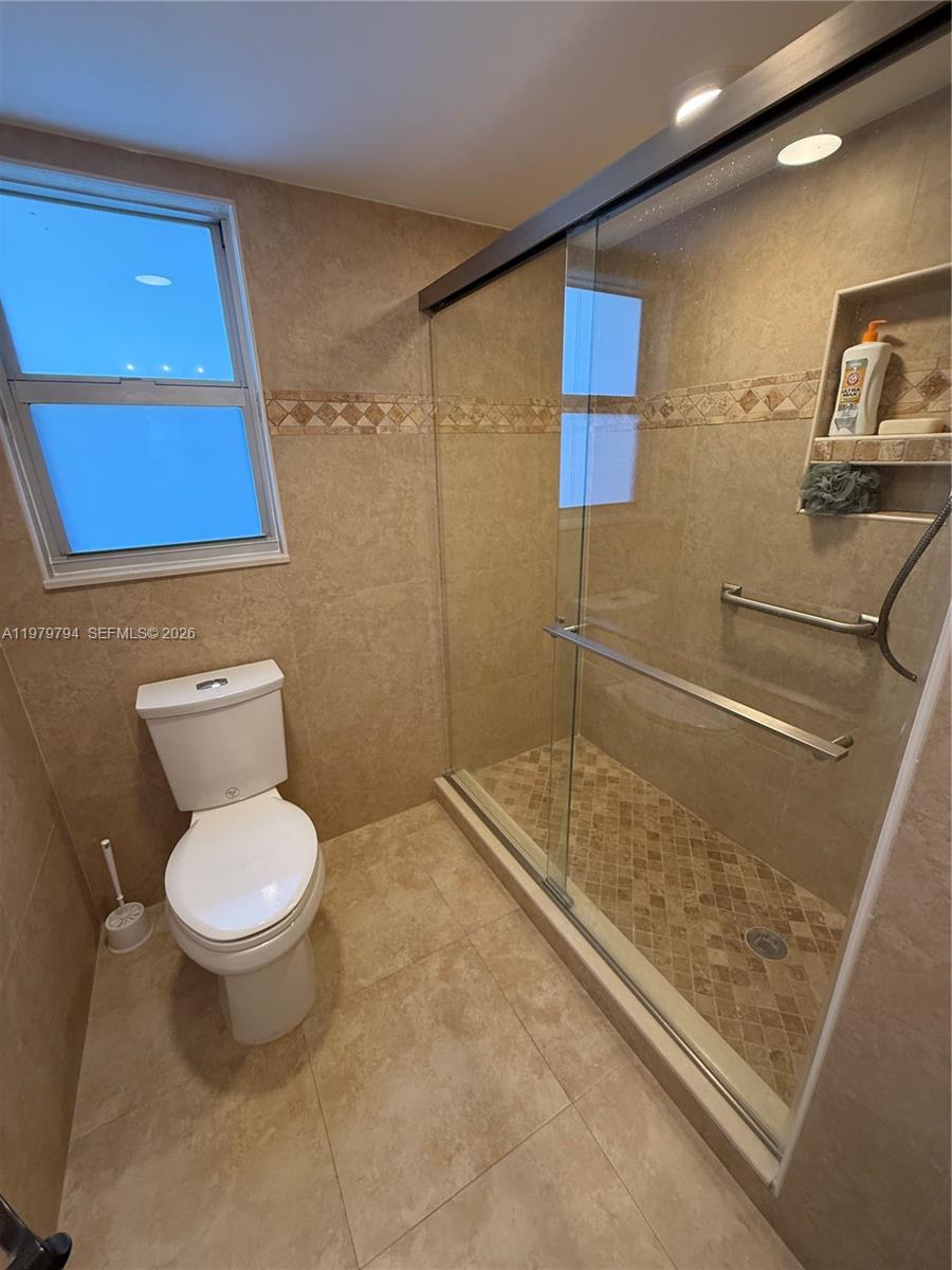 POINCIANA PLACE CONDO 1,2 - Residential