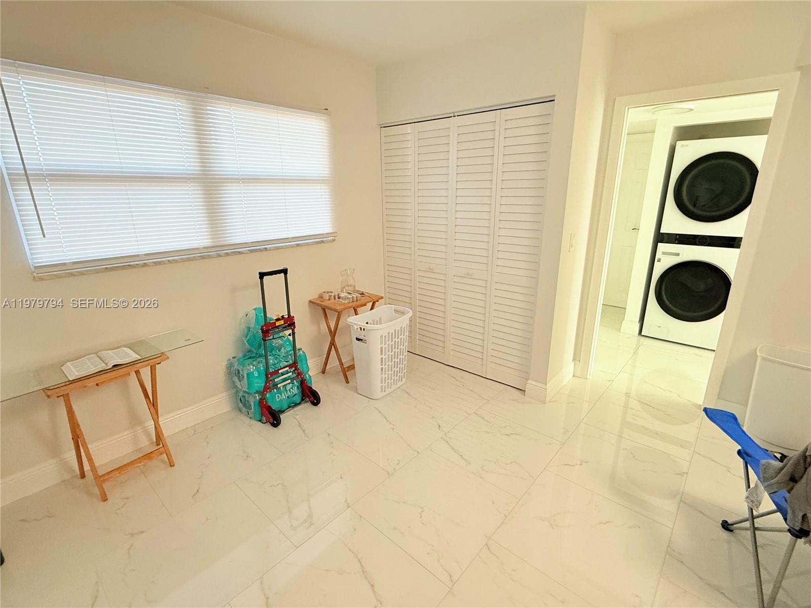 POINCIANA PLACE CONDO 1,2 - Residential