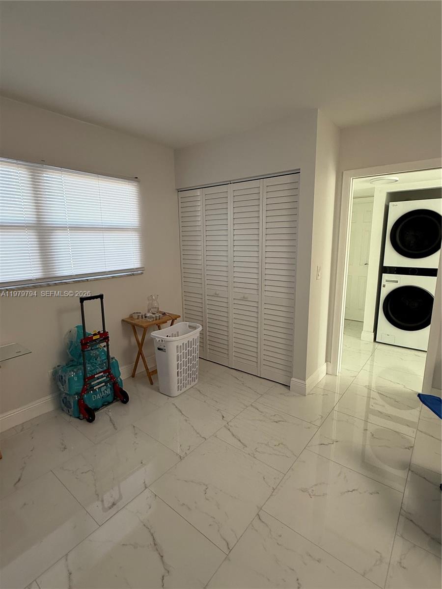 POINCIANA PLACE CONDO 1,2 - Residential