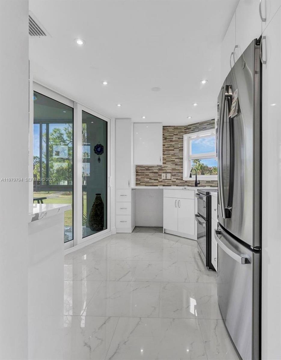 POINCIANA PLACE CONDO 1,2 - Residential