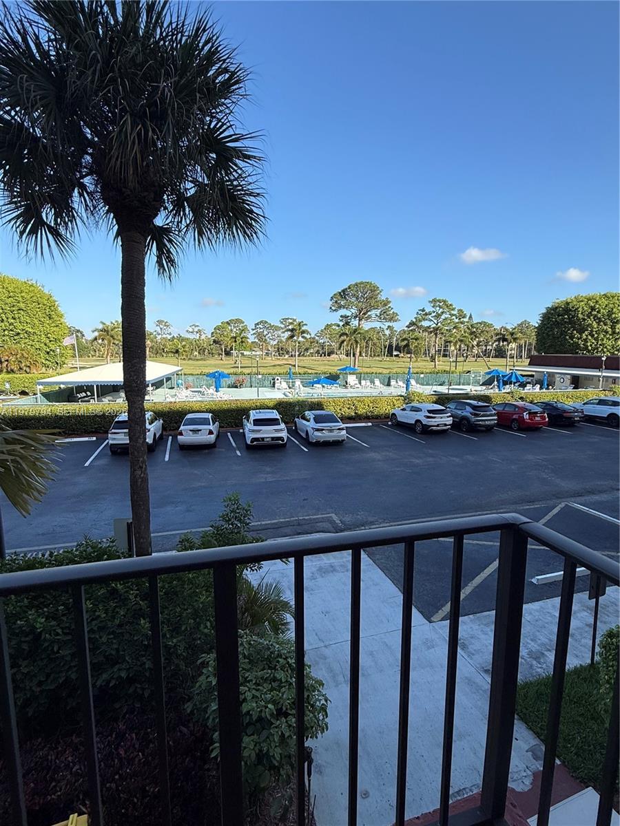 POINCIANA PLACE CONDO 1,2 - Residential