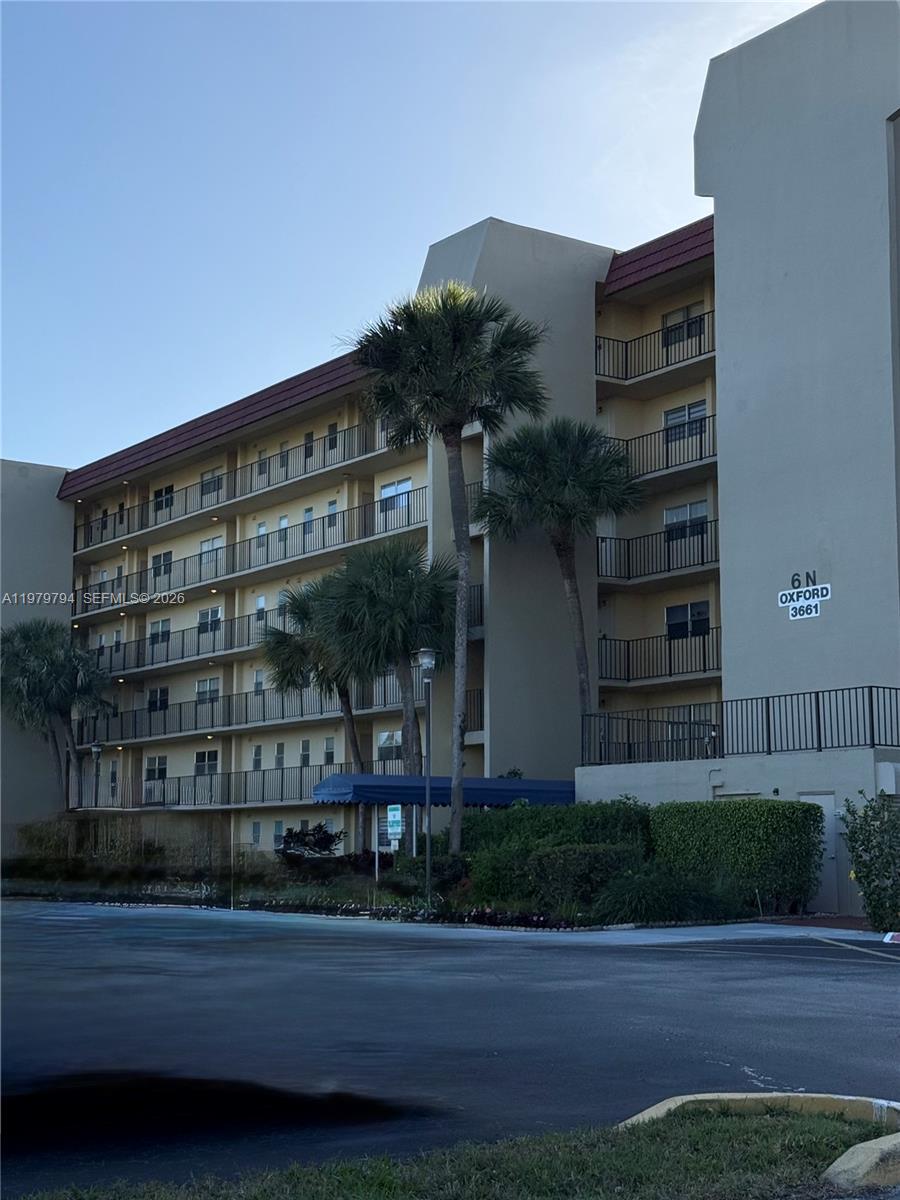 POINCIANA PLACE CONDO 1,2 - Residential