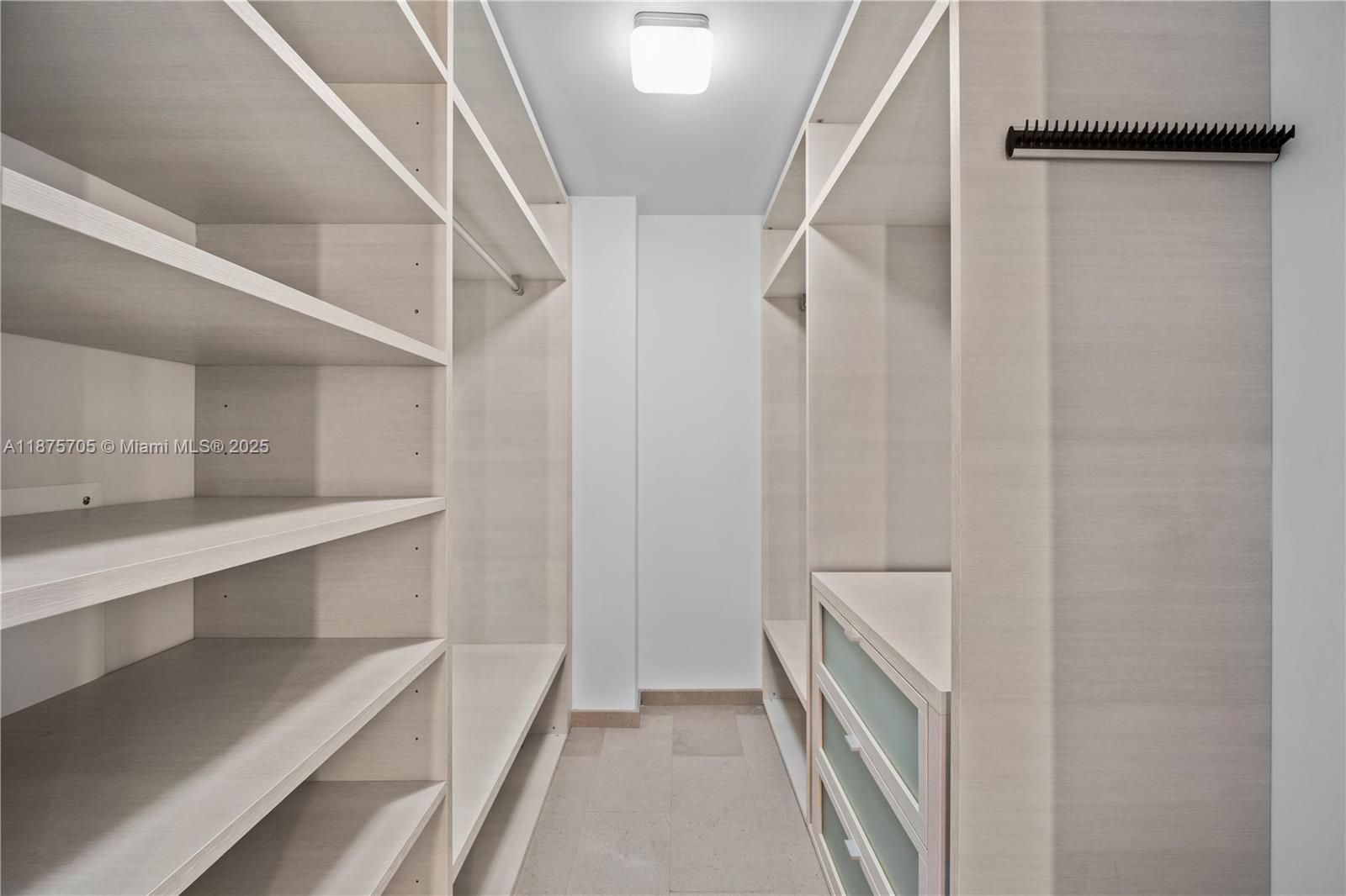 RISE CONDO - Residential Lease