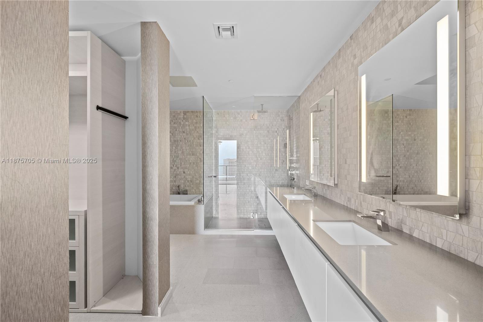 RISE CONDO - Residential Lease