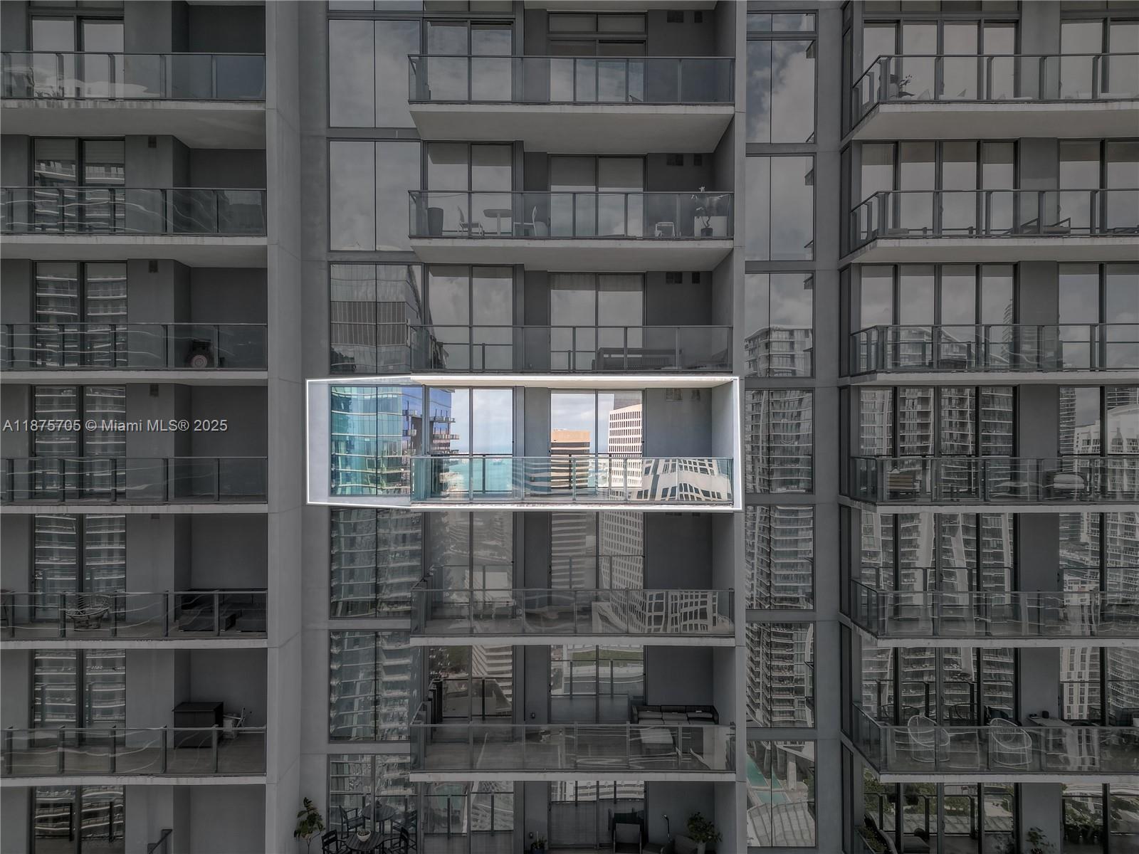 RISE CONDO - Residential Lease