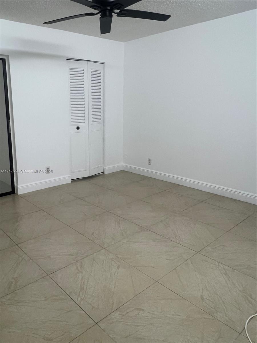 PALM CLUB VILLAGE I CONDO - Residential
