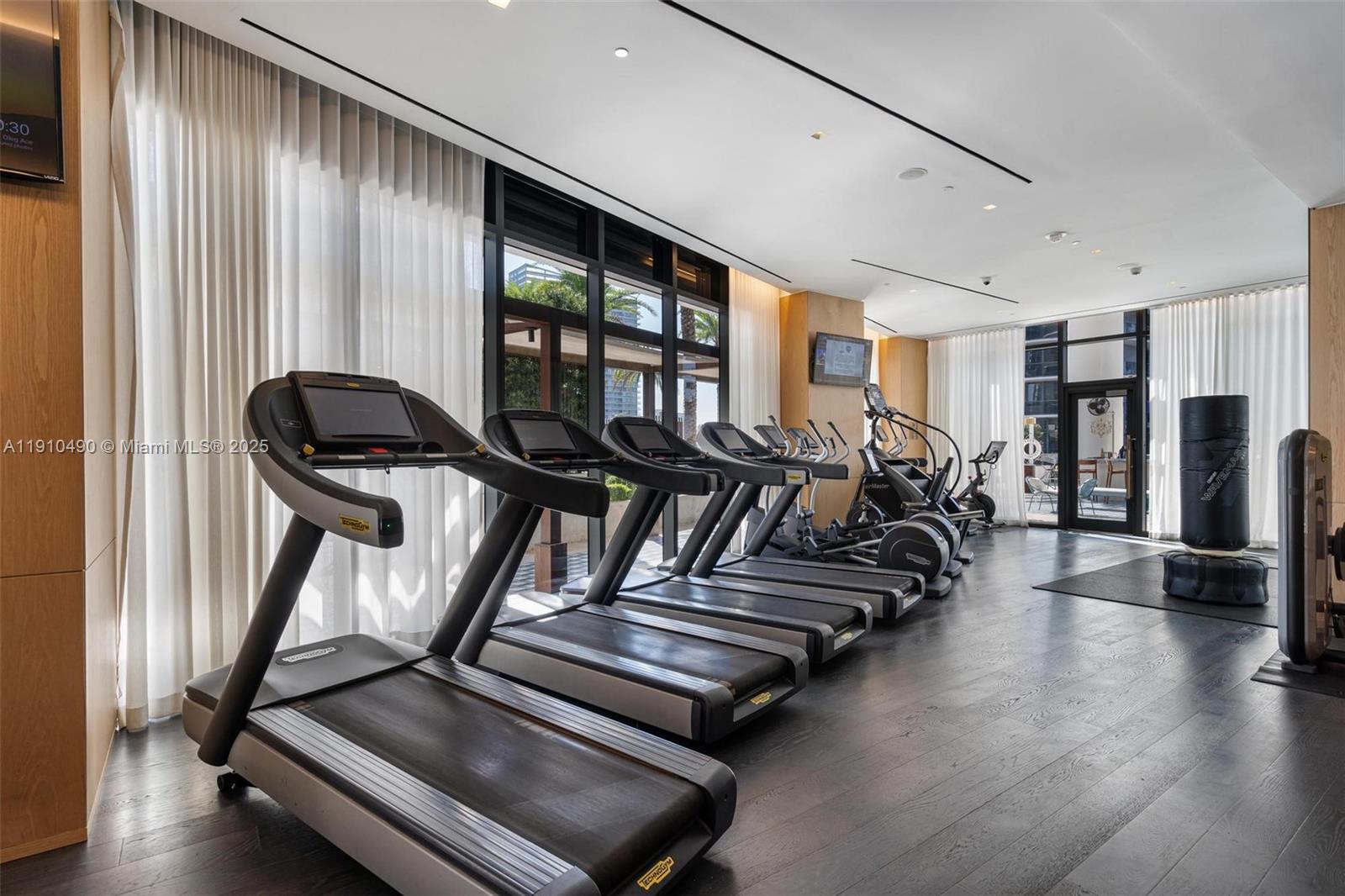 801 SMA RESIDENCES CONDO - Residential