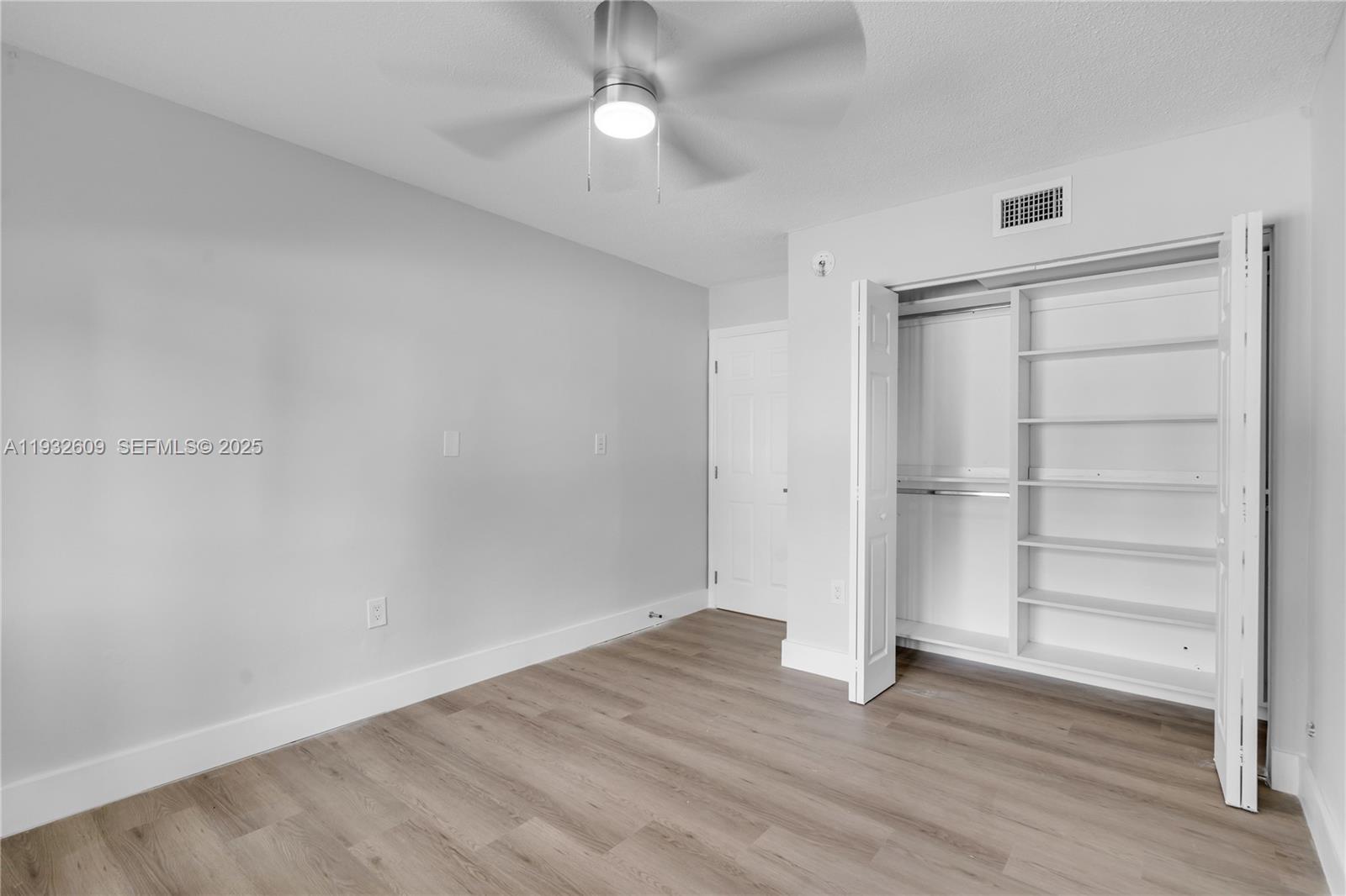 NORTH GATE - Residential Income