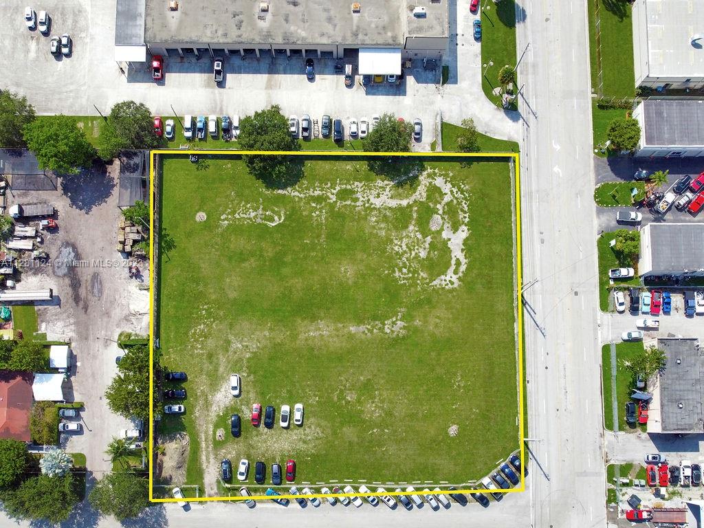 KENDALL-TAMIAMI INDUSTRIA - Commercial Sale