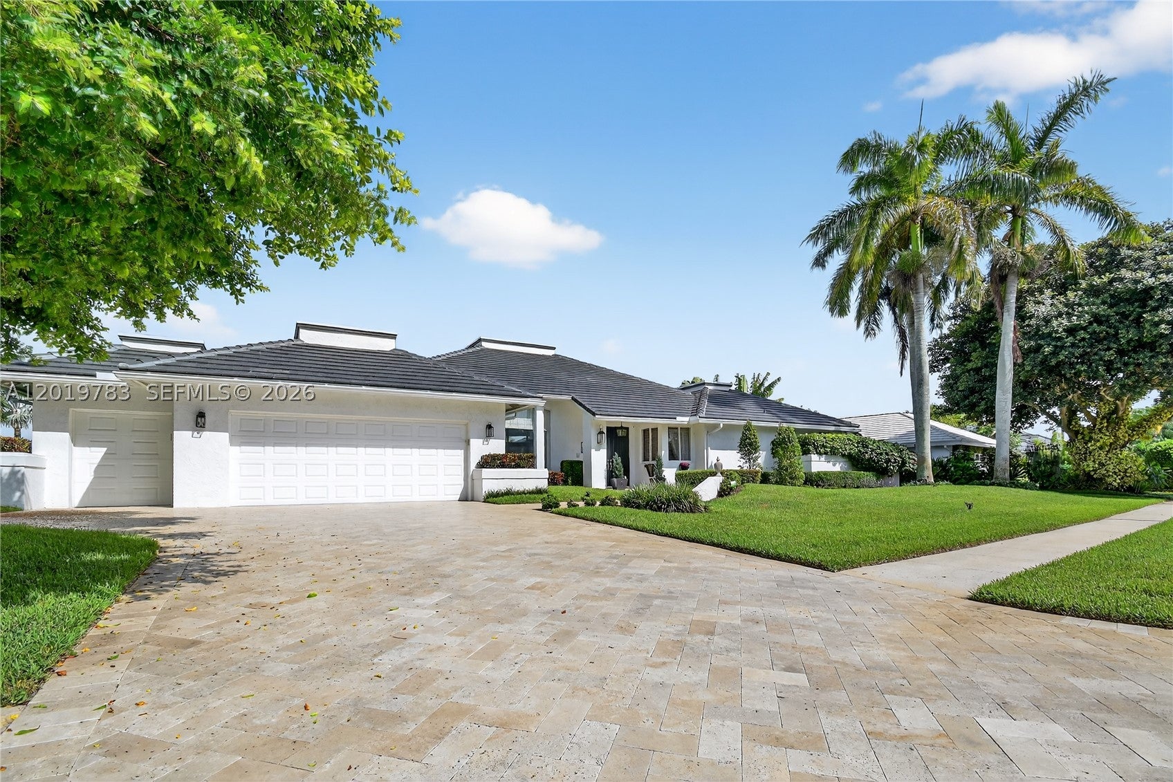 4431 Bocaire Boulevard