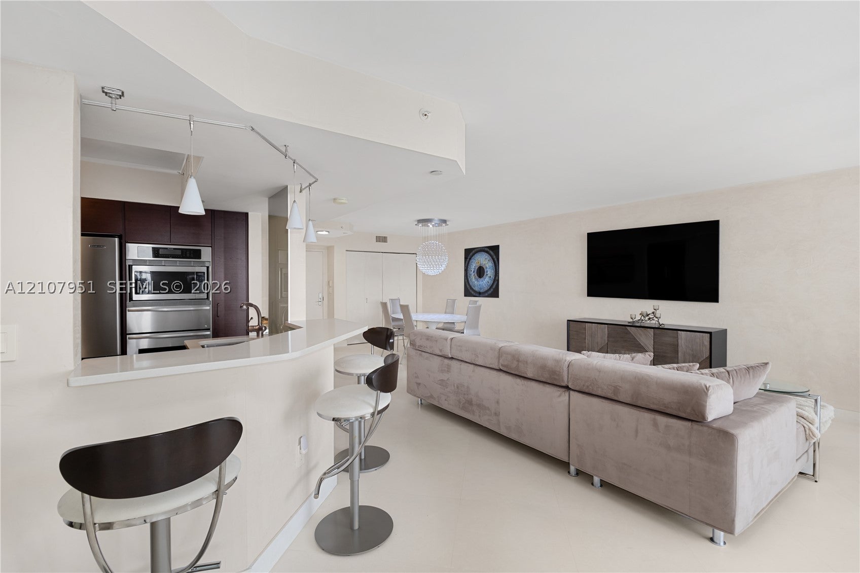 1900 Sunset Harbour Dr 2008