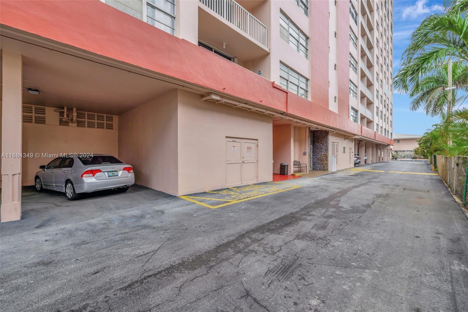 CLIFTON CONDO - Residential