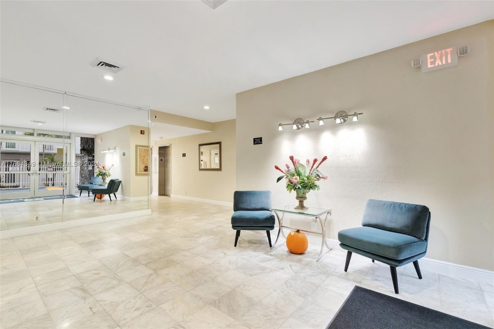 CLIFTON CONDO - Residential