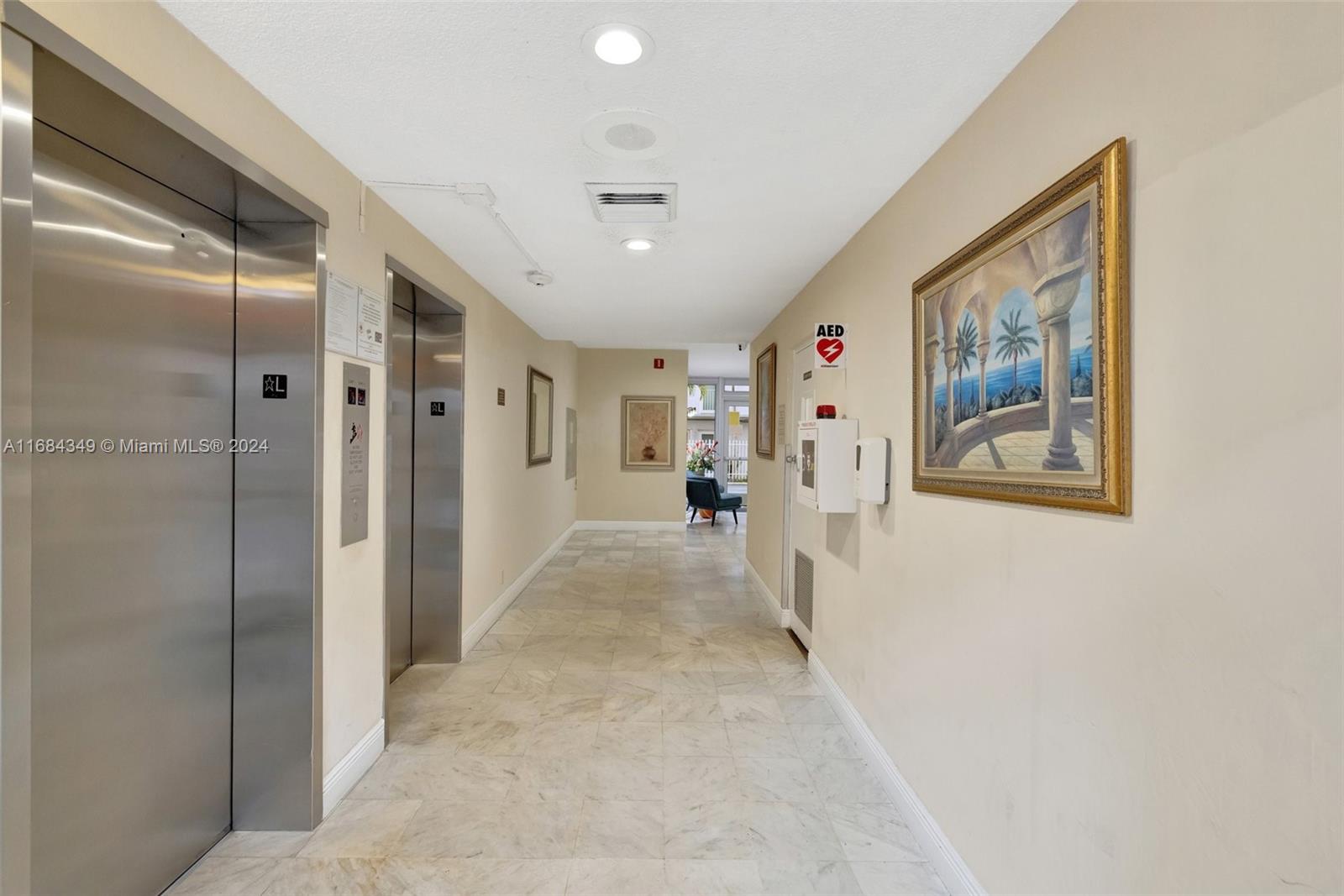 CLIFTON CONDO - Residential