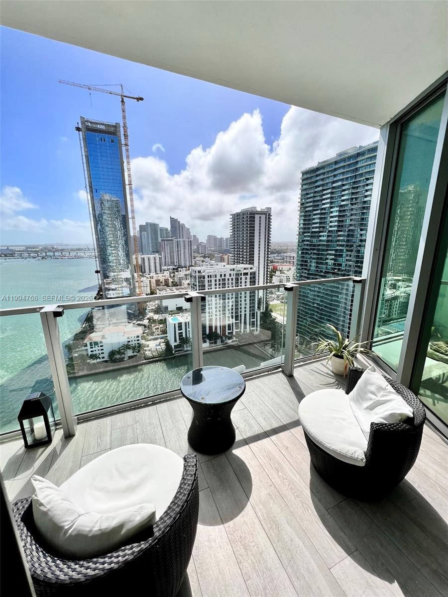 BISCAYNE BEACH CONDO - Residential Lease