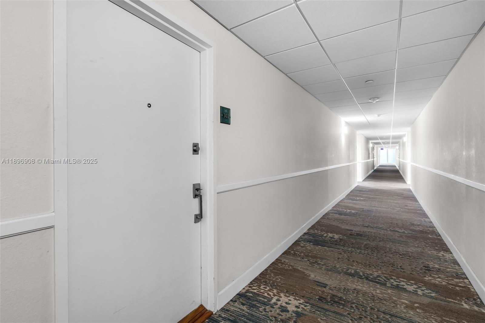COMMODORE CLUB WEST CONDO - Residential