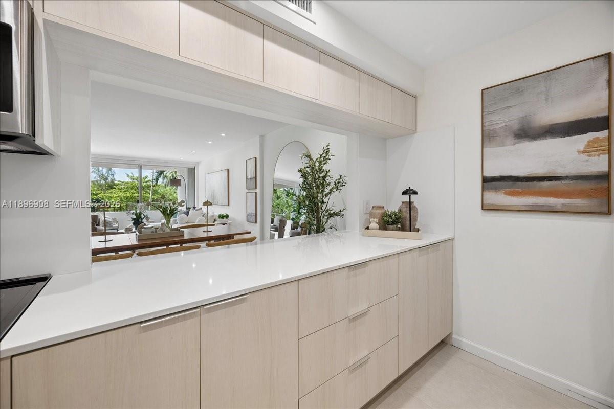 155 Ocean Lane Dr 302