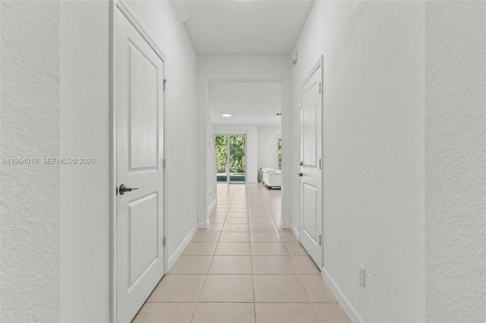 LAKESHORE AT THE FOUNTAINS - Residential