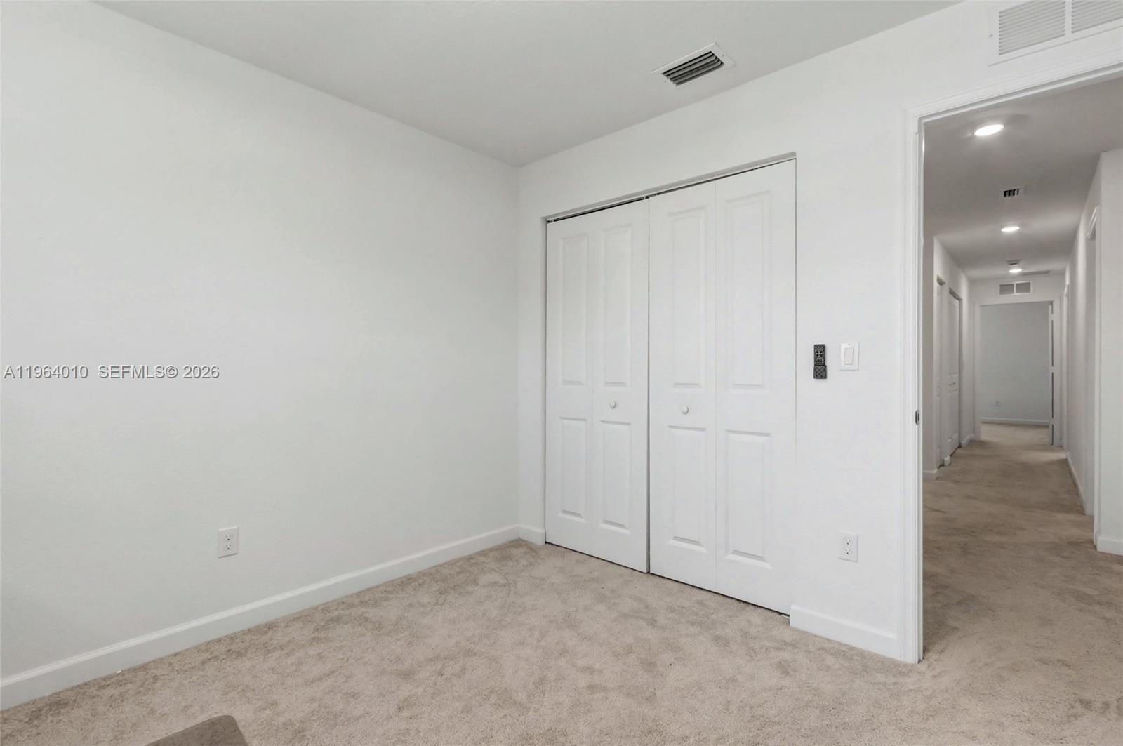 LAKESHORE AT THE FOUNTAINS - Residential