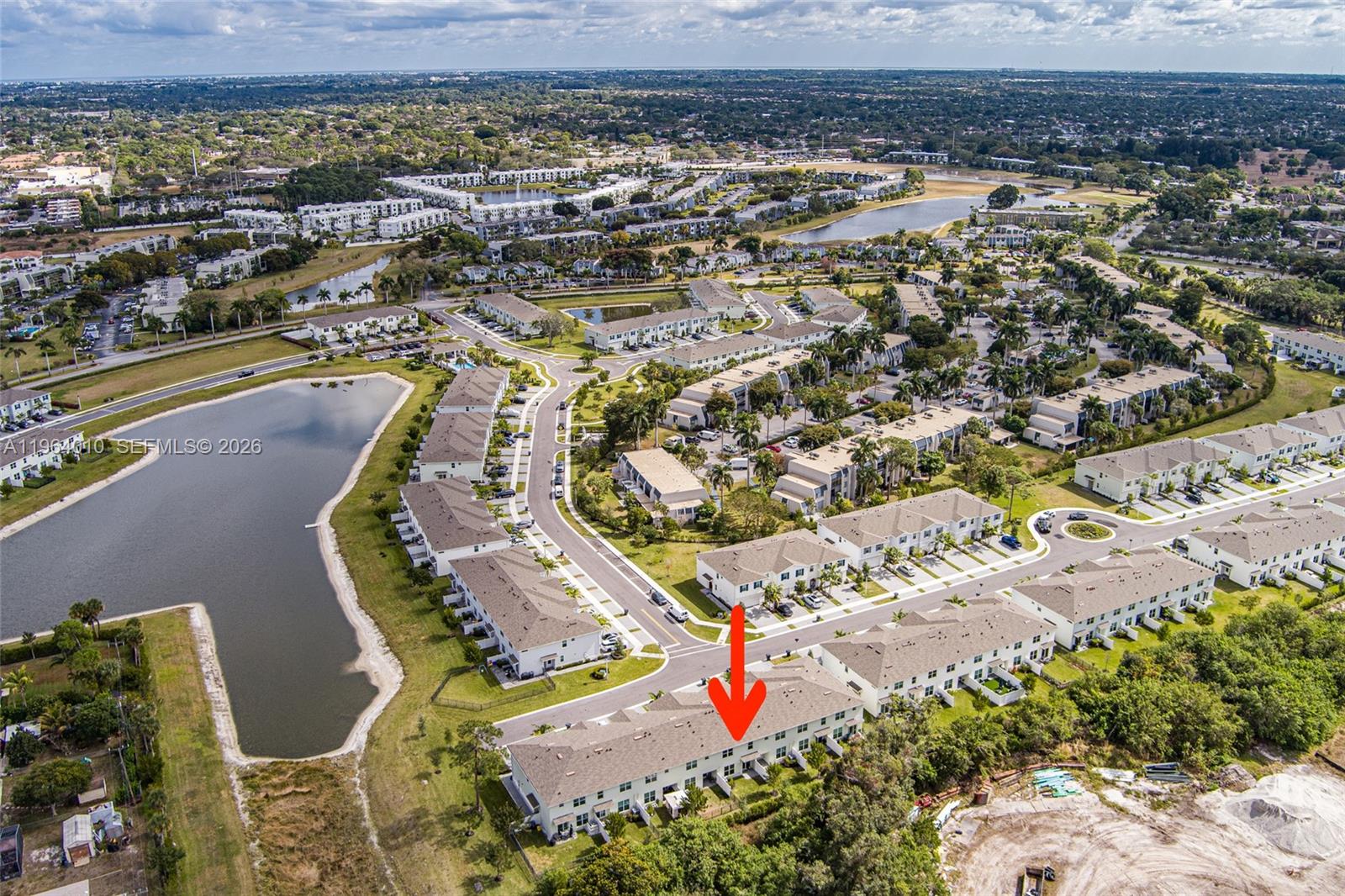 LAKESHORE AT THE FOUNTAINS - Residential