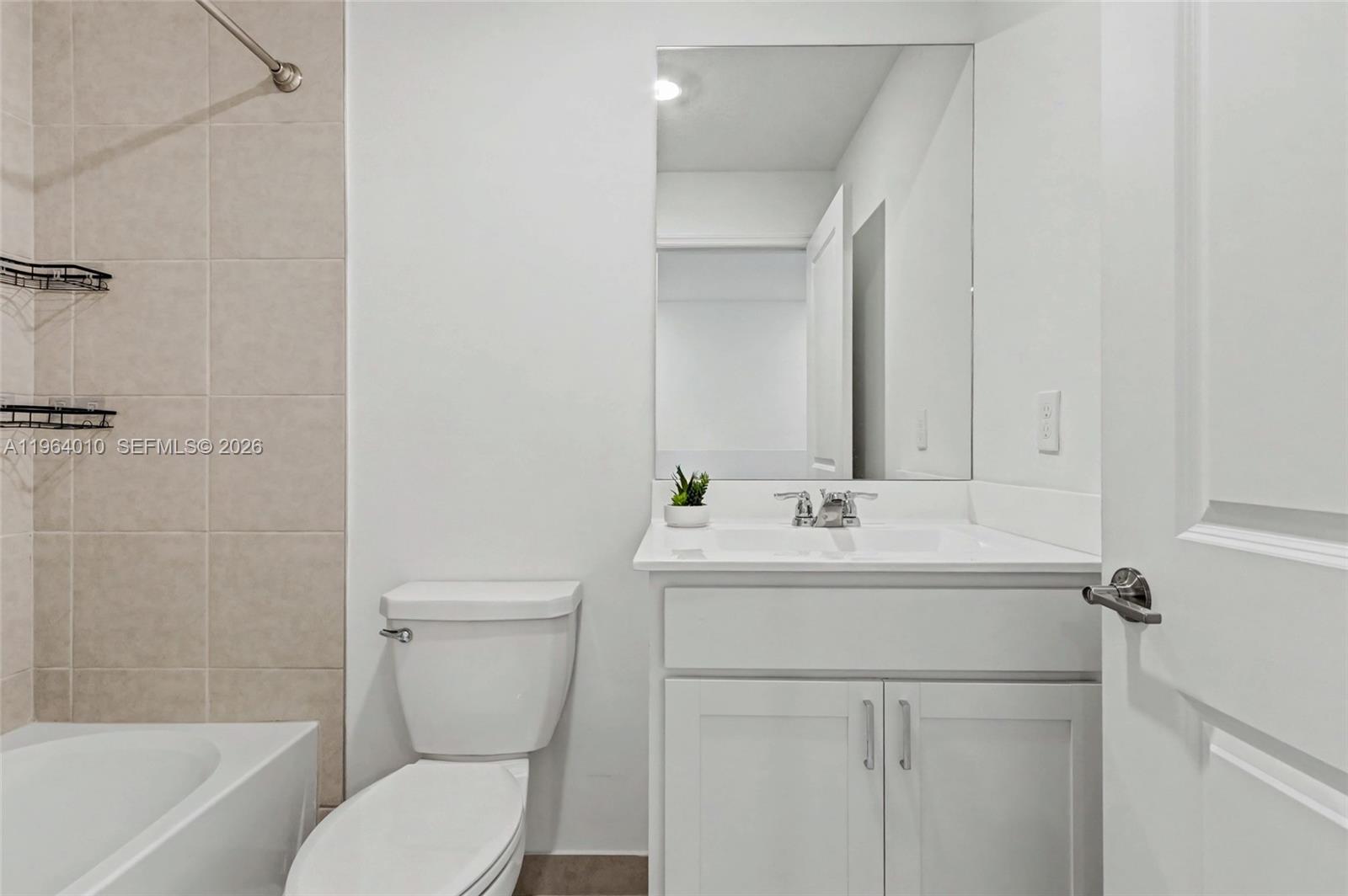 LAKESHORE AT THE FOUNTAINS - Residential