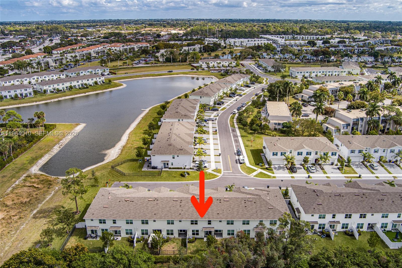 LAKESHORE AT THE FOUNTAINS - Residential